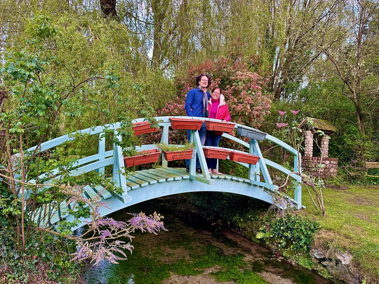 La Maison de la Rivière — sunny cottage overlooking the stream